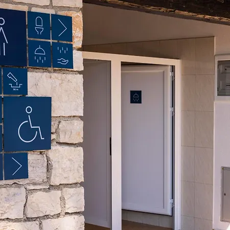 Porton Nature Hideouts Pitches Rovinj