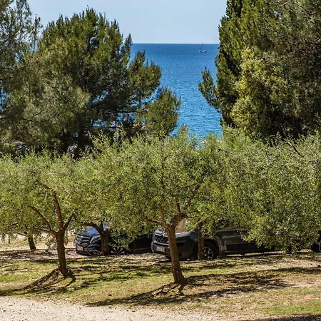 Campsite Porton Nature Hideouts Pitches Rovinj