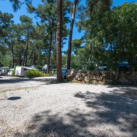 Porton Nature Hideouts Pitches Kamp *